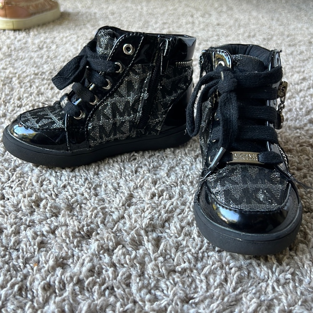 Micheal Kors Toddler Sneaks